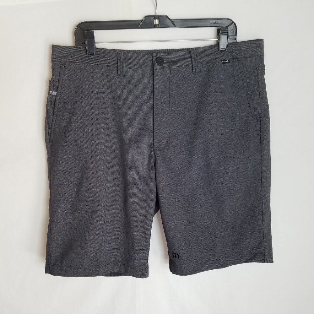 Travis Mathew Gray Golf Shorts 10" Inseam Men's Size 36